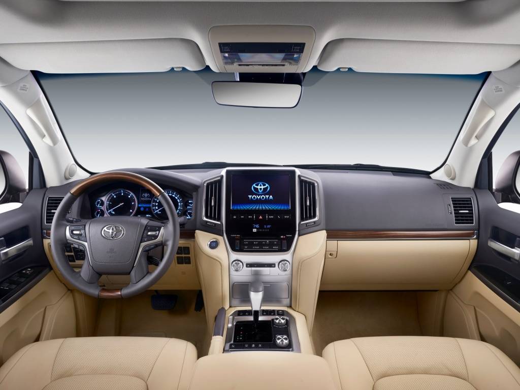 Toyota Land Cruiser 200